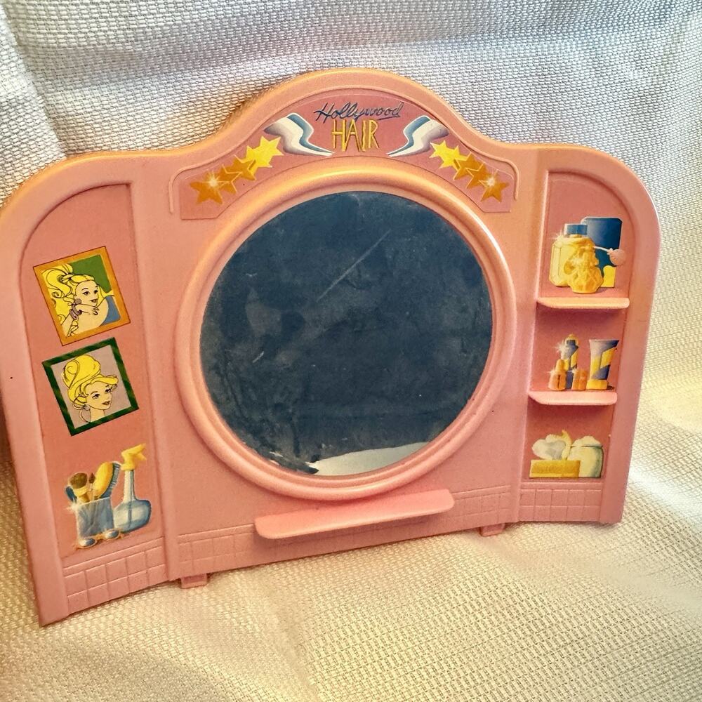 MATTEL Barbie Beauty Center Playset 1991 Pink Bathroom Vanity And Accessories - Picture 14 of 16